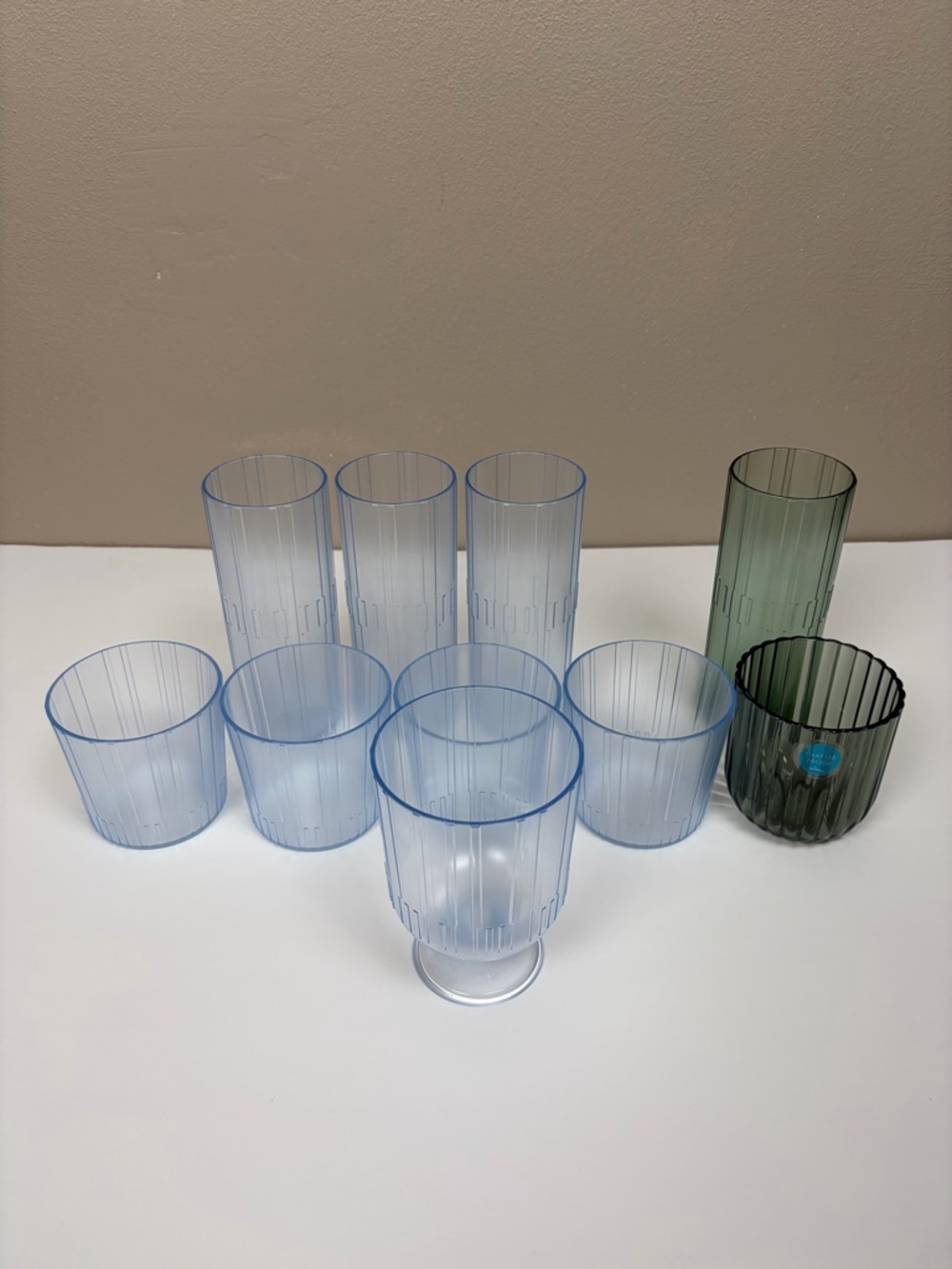 Target Room Essentials 10pc Blue Ribbed Acrylic Drinking Glasses NWT + 2 Green